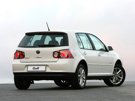 Volkswagen Golf City 9