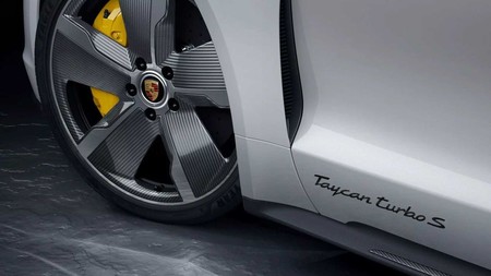 Porsche Taycan Turbo Carbon Sportdesign Package 201962883 1574939457 1