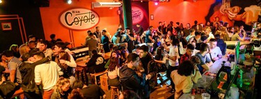 El Triángulo Golfo barcelonés pierde otro icono: cierra el bar Coyote en Poblenou 