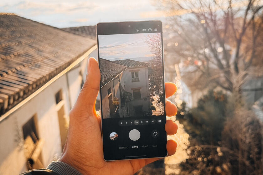 Samsung ya tiene respuesta para el problema del zoom de la cámara del Galaxy S25 Ultra: la corrección llegará con One UI 8.5