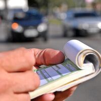 La recaudación en multas de la DGT se destinará jóvenes sin recursos que quieran sacarse el carnet de conducir 