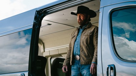 Chuck Norris era el fichaje per-fec-to que necesitaba Fiat para vender furgonetas a prueba de bombas