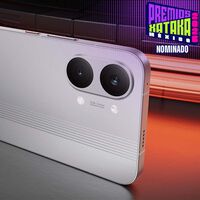 Celular Android con procesador de gama alta y bonita pantalla. Tiene tanta batería que puede cargar otro teléfono  