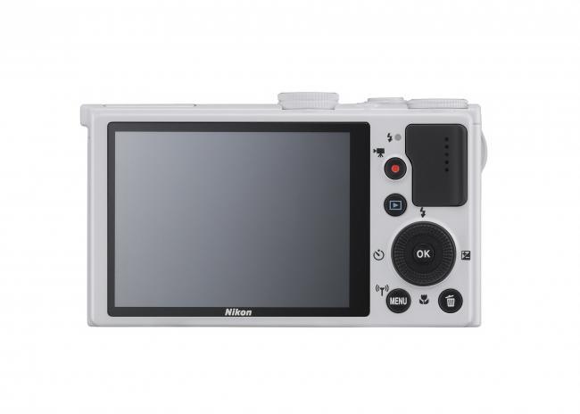La Nikon Coolpix P340 añade WiFi a su seria apuesta como compacta