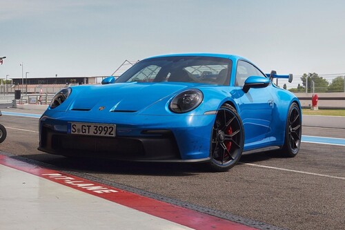 Porsche 911 GT3 2022: 510 hp, caja manual y 0-100 km/h en 3.3 segundos para el rey de los track days