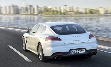 Porsche Panamera S E-Hybrid 03