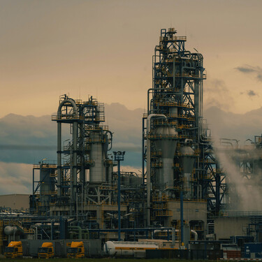 Para sobreviver ao fim do petróleo, China ressuscitou antiga tecnologia alemã da Segunda Guerra Mundial: a conversão de carvão em plástico 