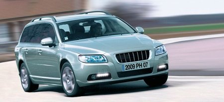 Luces diurnas obligatorias, mejor avance en seguridad de 2011 en Motorpasión