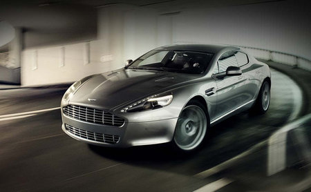 Y Aston Martin pasó a manos del consorcio de inversiones Investindustrial
