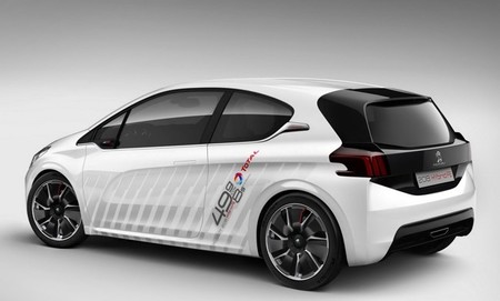 Peugeot 208 HYbrid FE 03