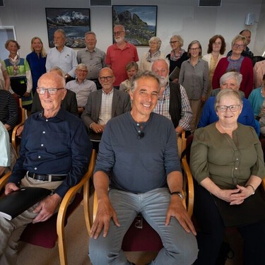 Ni fuerza ni pilates: este es el mejor ejercicio a partir de los 50 para vivir más, según el mayor experto en longevidad del mundo 