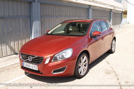 Volvo V60 T6 AWD 01