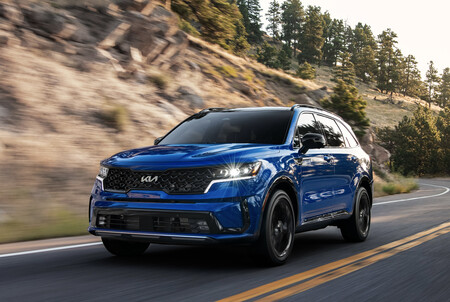 El KIA Sorento 2022 simplifica su gama en México y estrena motor turbo