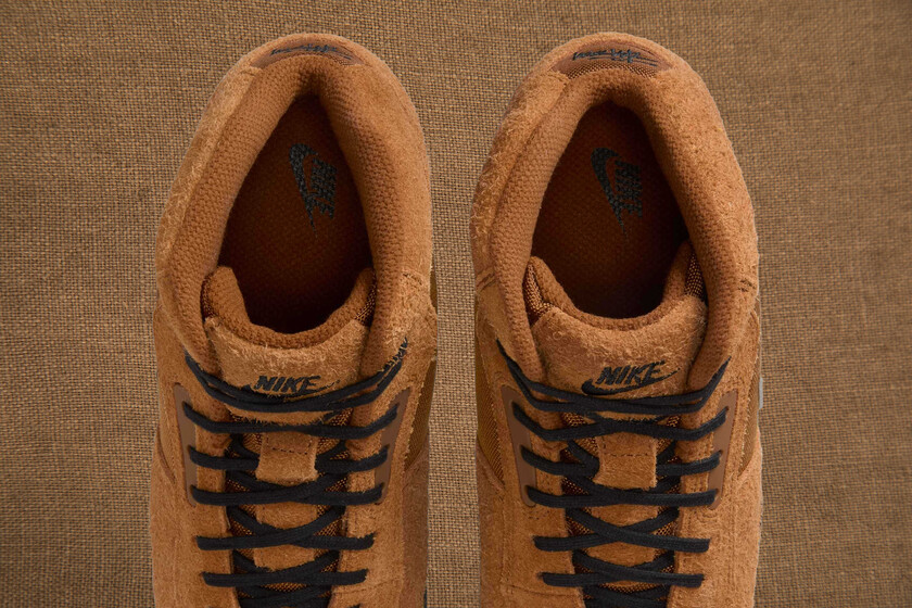 Parecen unas botas de senderismo, pero estas zapatillas de Nike y Stüssy son un clásico de los 90 en color chocolate que conquistarán el otoño