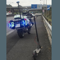 Cazada una mujer en patinete eléctrico, cruzando una mediana y circulando por una autopista gallega