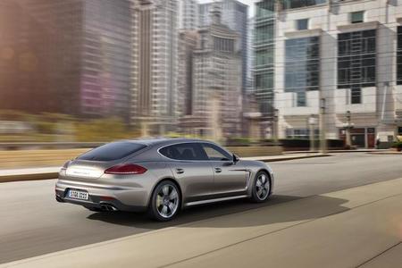 Porsche Panamera Turbo S 2014