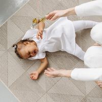 ¿Cuándo hay que hacer una radiografía si mi hijo se golpea la cabeza? Esto es lo que recomiendan los pediatras