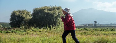 Los expertos coinciden: caminar media hora al día por encima de los 60 años es suficiente para alargar la vida