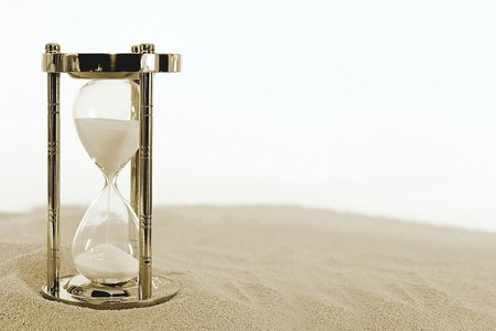 Continúan las dudas con el control horario: las horas extra no remuneradas aumentan un 10%