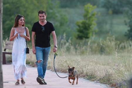 Ha llegado el fin de la Era 'Merlos Place': Alfonso Merlos y Alexia Rivas rompen su relación tras cinco meses juntos en la salud y en la 'confindad' ¿por Skype?