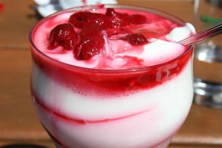 Alimentos que elevan tu metabolismo (IV): el yogur