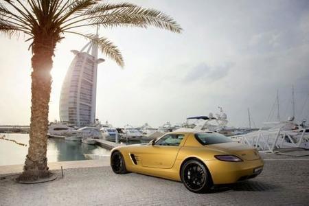 Mercedes SLS AMG Gold Desert Edition