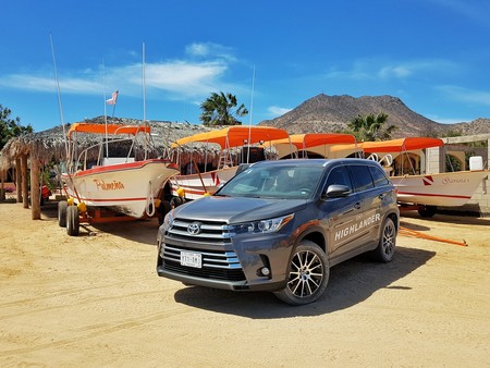 Manejamos la Toyota Highlander 2017 por más de 1,000 km en una ruta extrema al norte de México