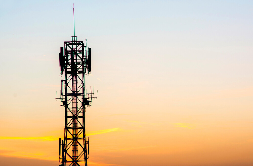 Imponer cuatro horas de servicio móvil en caso de apagón es buena idea. El problema es el coste millonario que supone