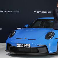 Porsche ha descubierto a las malas que sus clientes no quieren deportivos eléctricos y defiende los motores de combustión: "Lo que ustedes consideren está bien para nosotros"