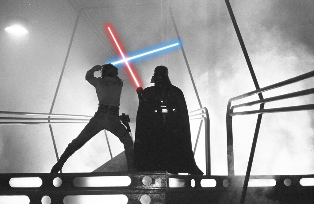 Acaban de subastar el sable láser original de Darth Vader y ya es el objeto más caro de la historia de Star Wars Acaban de subastar el sable láser original de Darth Vader y ya es el objeto más caro de la historia de Star Wars