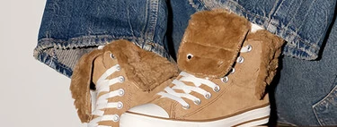 Adiós, Skechers: las zapatillas Converse más calentitas son estas botas de pelo que no te quitarás en todo el invierno