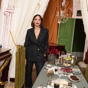 Estas son las bailarinas más vendidas de Gioseppo: mitad animal print, mitad tachuelas 