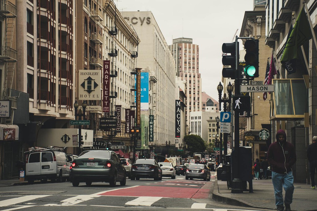 Millones de coches están desapareciendo de las calles en EEUU. No los están robando: los están embargando porque sus dueños no pueden mantenerlos
