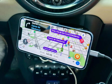 iPhone 14 の分析中