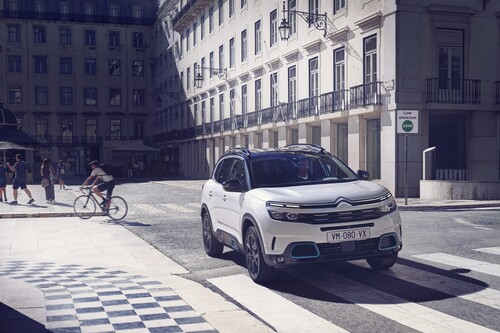 Probamos el Citroën C5 Aircross Hybrid, un SUV híbrido enchufable con gran confort y habitabilidad