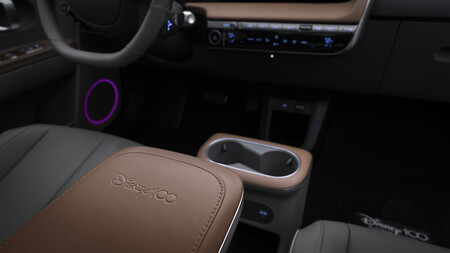 Hyundai Ioniq 5 Disney100 3