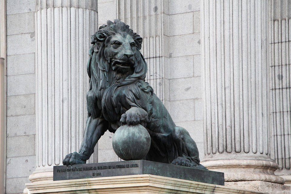 Pacto PSOE-Podemos, principales medidas que afectan a pymes y autónomos