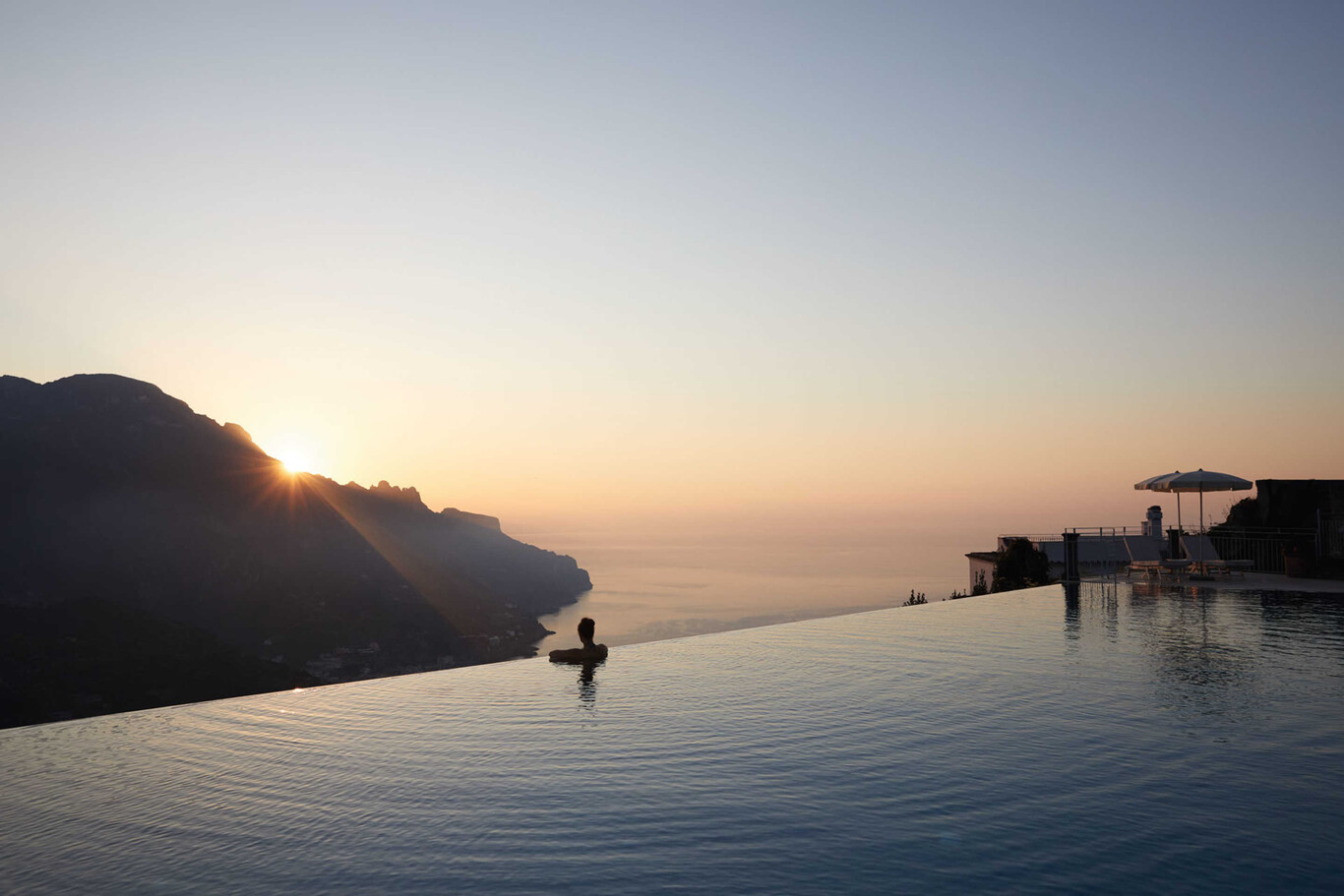 Tres hoteles con piscina infinita de vértigo