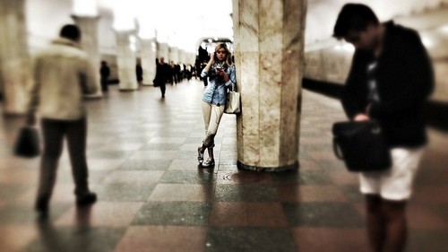 Por muchas apps de mensajería que haya, cada vez llamamos más por teléfono según la CNMC 