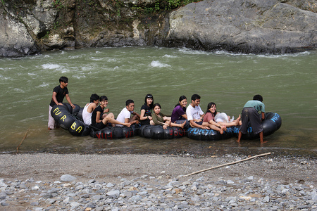 Rafting en el río Bohorok Sumatra