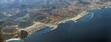 China has found a giant “tunnel” to introduce its cars into Europe without Europe. And it is facing Spain