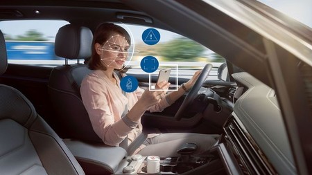 Bosch desarrolla nuevos sistemas que evitarán que te distraigas al volante