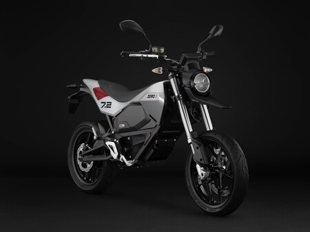 Zero Fxe2022 Zero Fxe Silver Front 3 4
