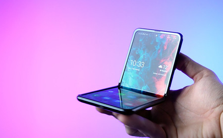 Samsung Galaxy Z Flip, análisis: la experiencia contada desde los puntos de vista de un creyente y una escéptica de los plegables 