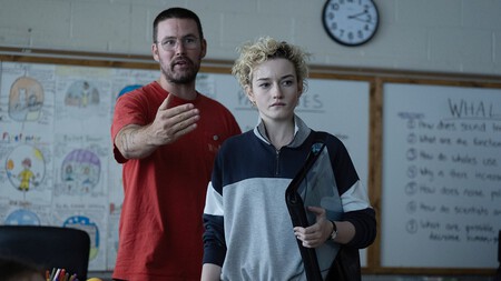 Zach Cregger Y Julia Garner