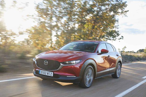 Probamos el Mazda CX-30, el SUV más barato de Mazda es un etiqueta ECO redondo: cómodo y equilibrado tanto en ciudad como fuera de ella