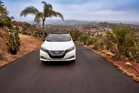 Nissan quiere atrer más compradores hacia el nuevo LEAF con una versión NISMO