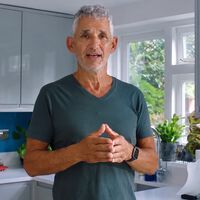 Tim Spector, epidemiólogo: "La mayoría se centra en los huevos y la carne cuando piensa en proteínas, pero hay otras muchas fuentes de proteína de buena calidad"