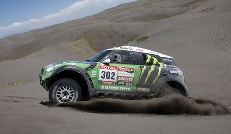 peterhansel-dakar-2012-4.jpg