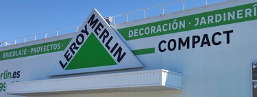 El kit solar de Leroy Merlin que se instala sin obras en balcones y terrazas y te permite tener luz gratis 